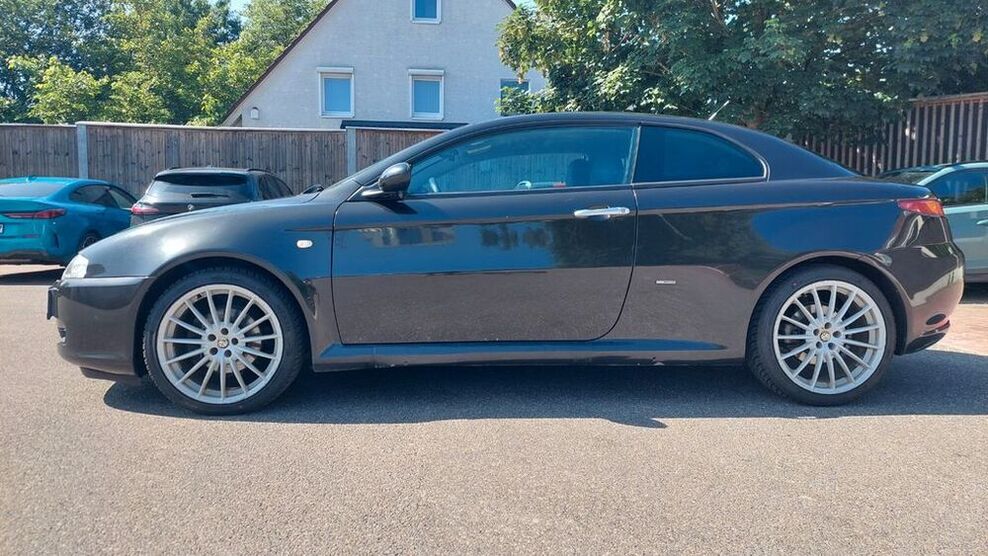 GT