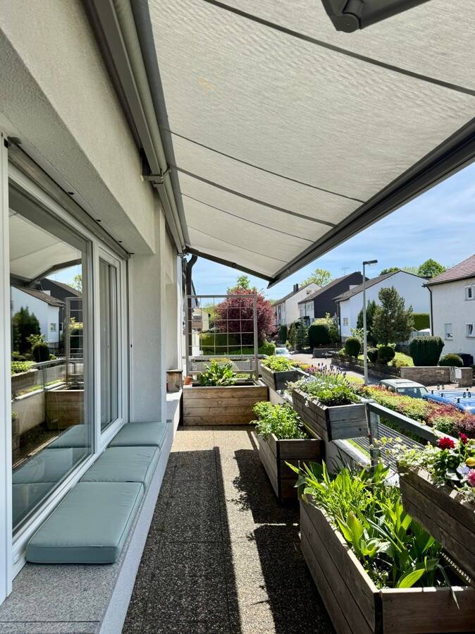 Sonnige 4,5-Zimmer-Wohnung in Freiberg am Neckar 4 zimmer