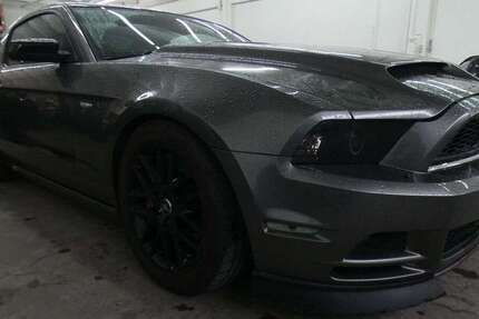 Ford Mustang 112.500 km 13.899 &euro; Metzingen 72555