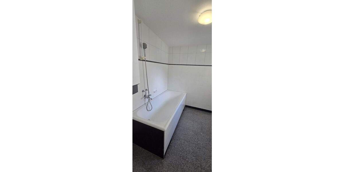 Etagenwohnung Wendlingen - 3 Zimmer, 66 m&sup2;, 825&euro; | Angebot:25732265