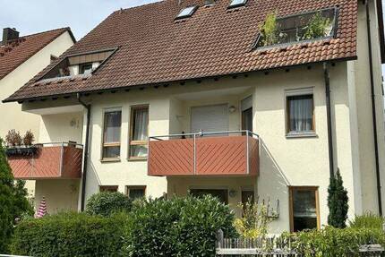 Kompakte StadtWohnung mit Garten - Ideales Zuhause für Paare oder kleine Familien