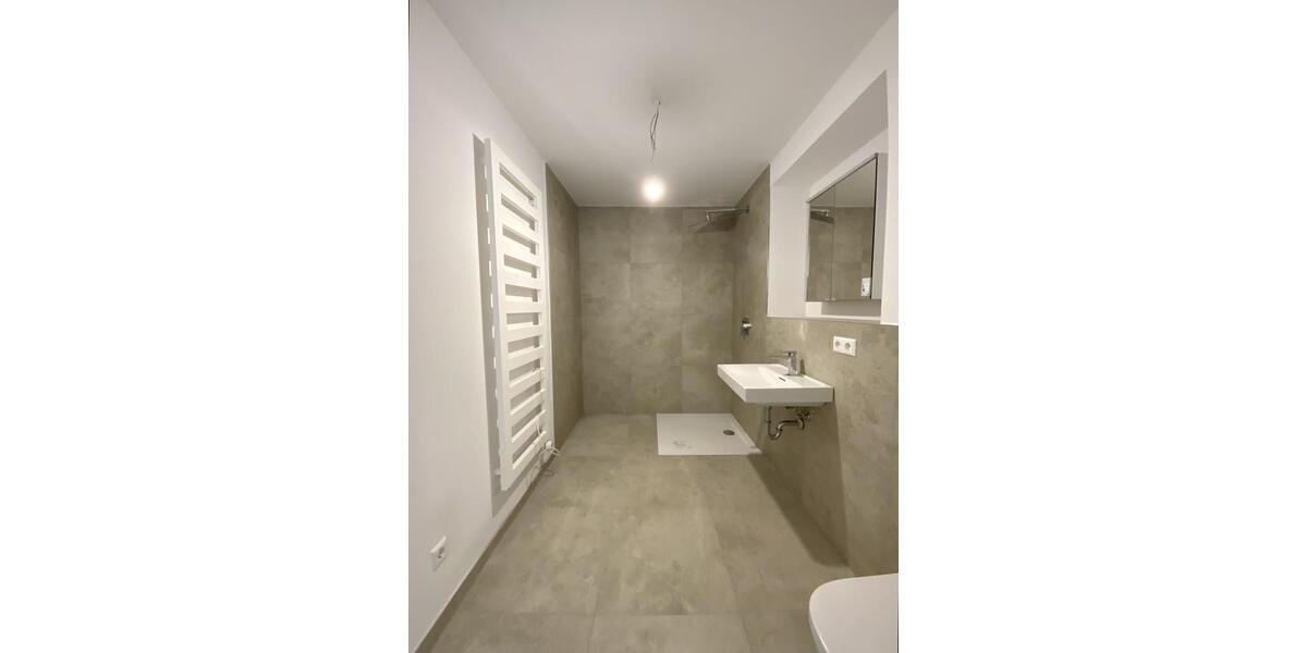 Großzügige 4-Zimmer-Neubauwohnung mit EBK und Süd-Terrasse 4 zimmer