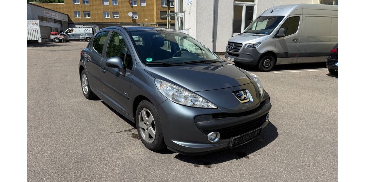 Peugeot 207 122.000 km 2.940 &euro; Möglingen 71696