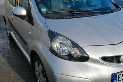 Toyota Aygo (X) 115.000 km 1.900 &euro; Kirchheim unter Teck 73230