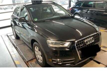 Audi Q3 112.300 km 14.990 € Sindelfingen 71065