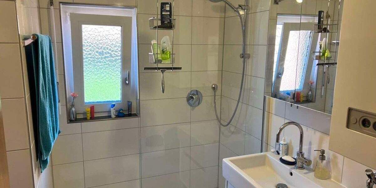 Etagenwohnung Fellbach - 2 Zimmer, 66 m&sup2;, 950&euro; | Angebot:25531234