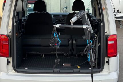 VW Caddy 32.744 km 21.990 &euro; Walddorfhäslach (bei Stuttgart) 72141
