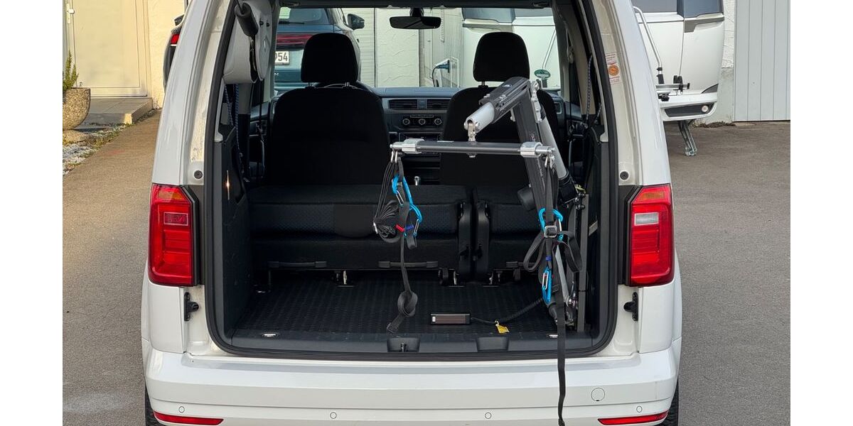 VW Caddy 32.744 km 21.990 &euro; Walddorfhäslach (bei Stuttgart) 72141