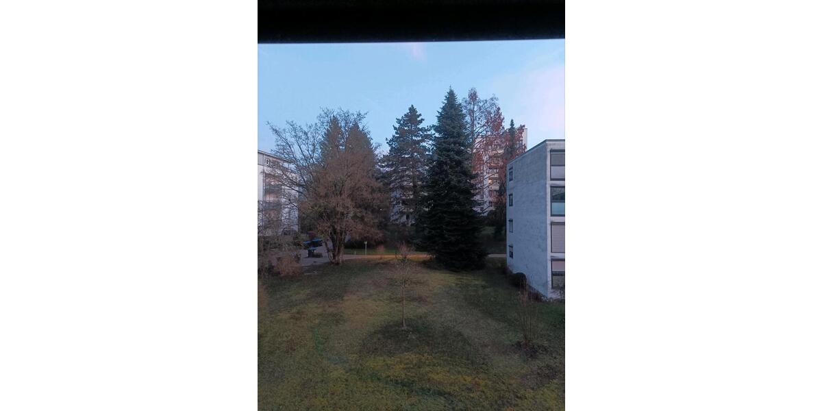 Etagenwohnung Esslingen am Neckar Oberesslingen - 3.5 Zimmer, 77 m&sup2;, 280.000&euro; | Angebot:26241462