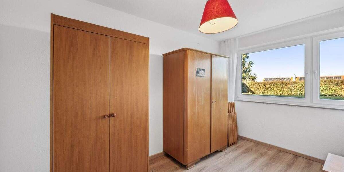 Mehrfamilienhaus, Wohnhaus Stuttgart Weilimdorf - 9 Zimmer, 210 m&sup2;, 889.000&euro; | Angebot:23979956