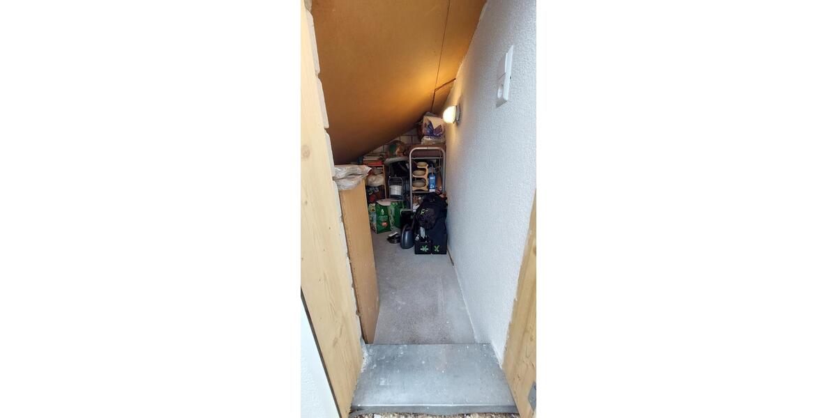 Dachgeschoßwohnung Esslingen am Neckar Hegensberg - 1.5 Zimmer, 36 m&sup2;, 178.000&euro; | Angebot:26927370