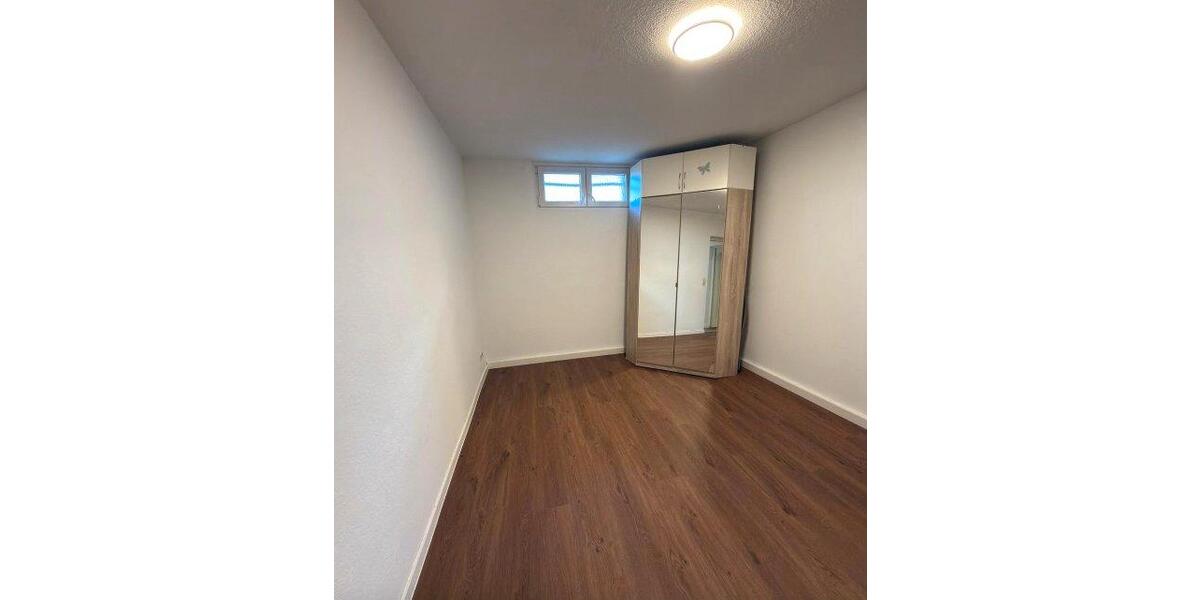 Erdgeschoßwohnung Stuttgart Stuttgart-Ost - 3 Zimmer, 80 m&sup2;, 1.300&euro; | Angebot:26289279