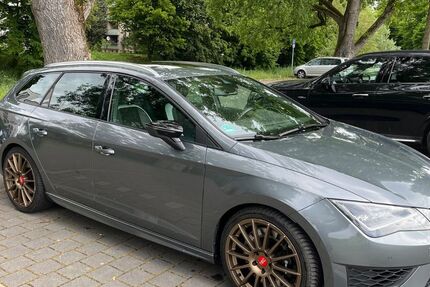 Seat Leon 101.000 km 15.750 € Fellbach 70734