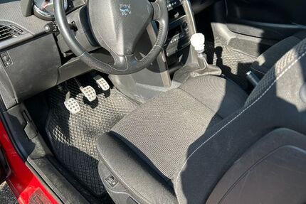 Peugeot 207 142.000 km 4.990 &euro; Großbettlingen 72663