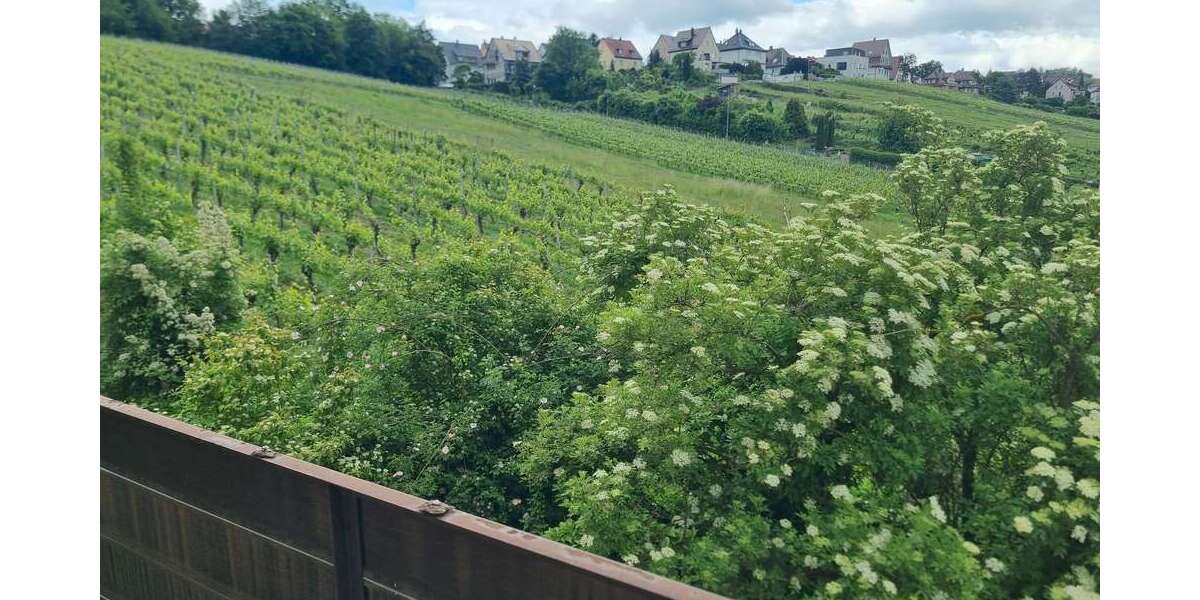 Etagenwohnung Stuttgart Luginsland - 3 Zimmer, 66 m&sup2;, 210.000&euro; | Angebot:26829478