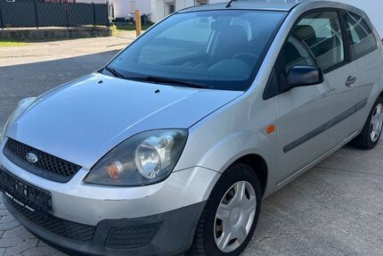 Ford Fiesta 204.794 km 1.699 € Uhingen 73066