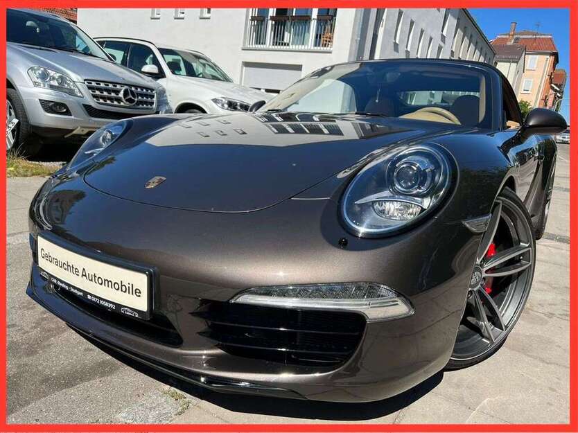 Porsche 911 87.000 km 83.999 € Stuttgart 70435