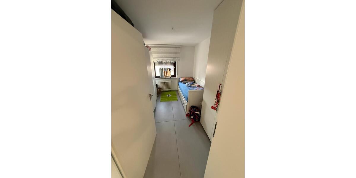 Erdgeschoßwohnung Fellbach - 4 Zimmer, 100 m&sup2;, 470.000&euro; | Angebot:24658948