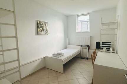 Wohnung Stuttgart Vaihingen - 1 Zimmer, 17 m&sup2;, 435&euro; | Angebot:27250854