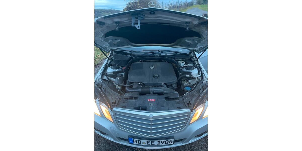 Mercedes-Benz E 220 303.000 km 5.350 &euro; Ingersheim 74379