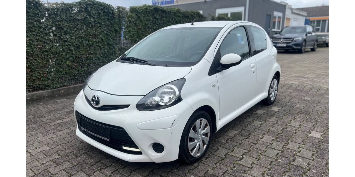 Toyota Aygo (X) 145.084 km 4.200 € Sindelfingen 71065
