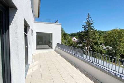 Wohnung Stuttgart Botnang - 5.5 Zimmer, 235 m&sup2;, 3.725&euro; | Angebot:26845864