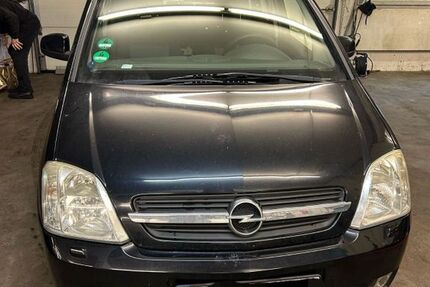 Opel Meriva 270.000 km 700 € Holzgerlingen 71088