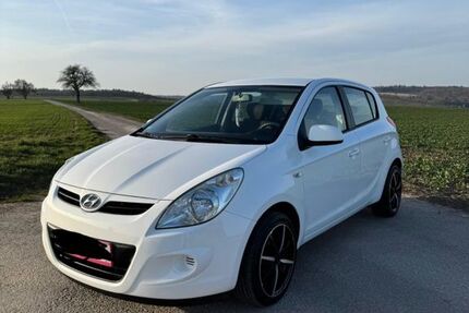 Hyundai i20 194.000 km 3.800 &euro; Korb 71404