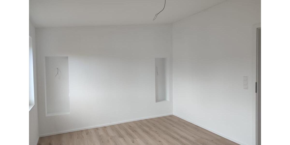 Reihenhaus Reutlingen Orschel-Hagen - 4 Zimmer, 90 m&sup2;, 1.500&euro; | Angebot:26137749