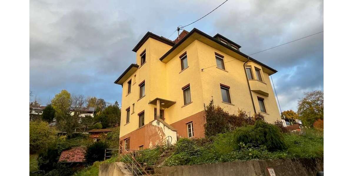 Haus zum Kaufen in Plochingen 549.000 € 200 m² 8 zimmer