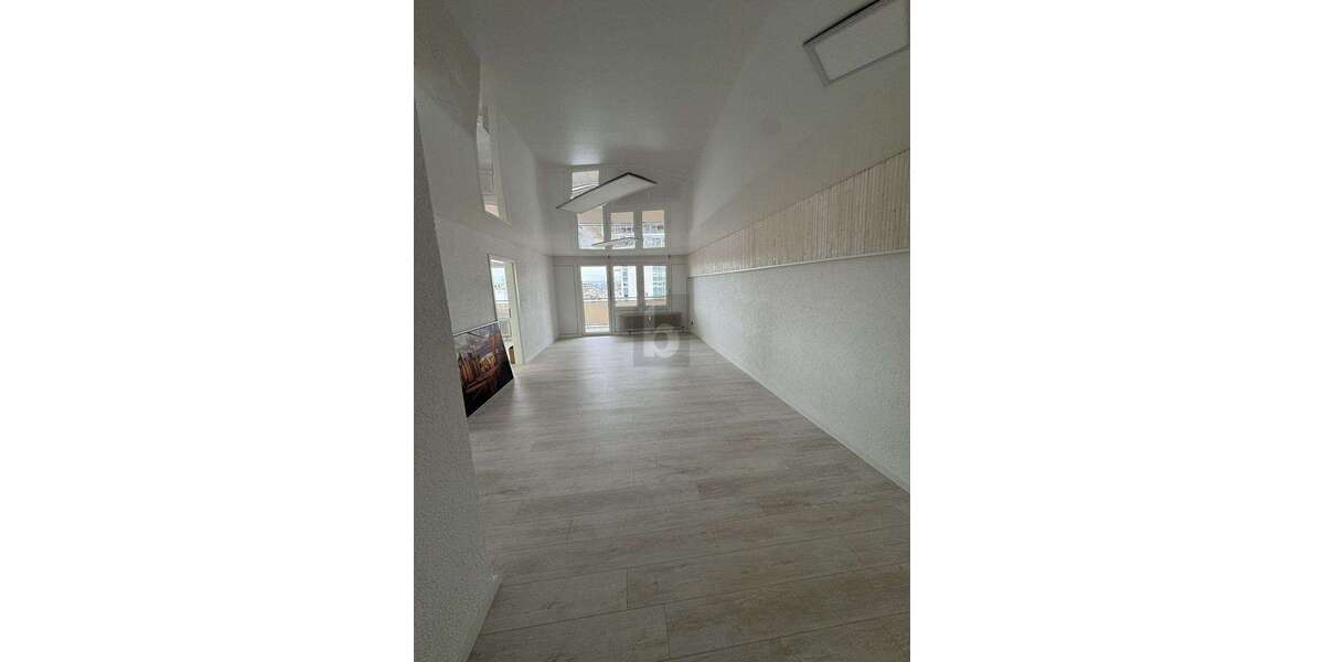 Etagenwohnung Leonberg - 5 Zimmer, 750&euro; | Angebot:25404301