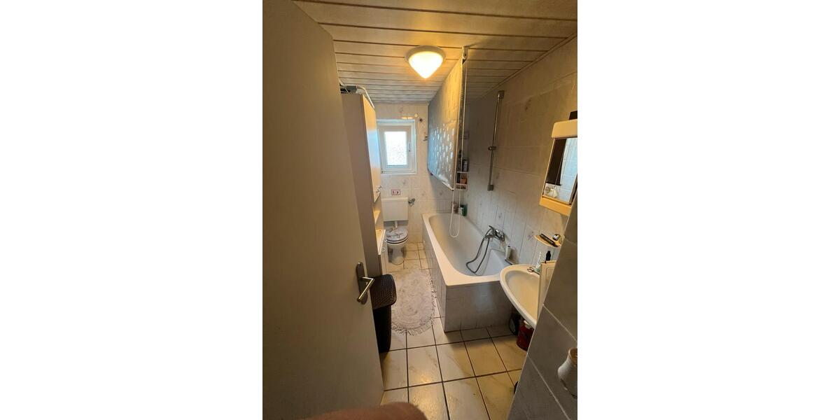 Etagenwohnung Stuttgart Zuffenhausen - 2 Zimmer, 39 m&sup2;, 860&euro; | Angebot:26288265