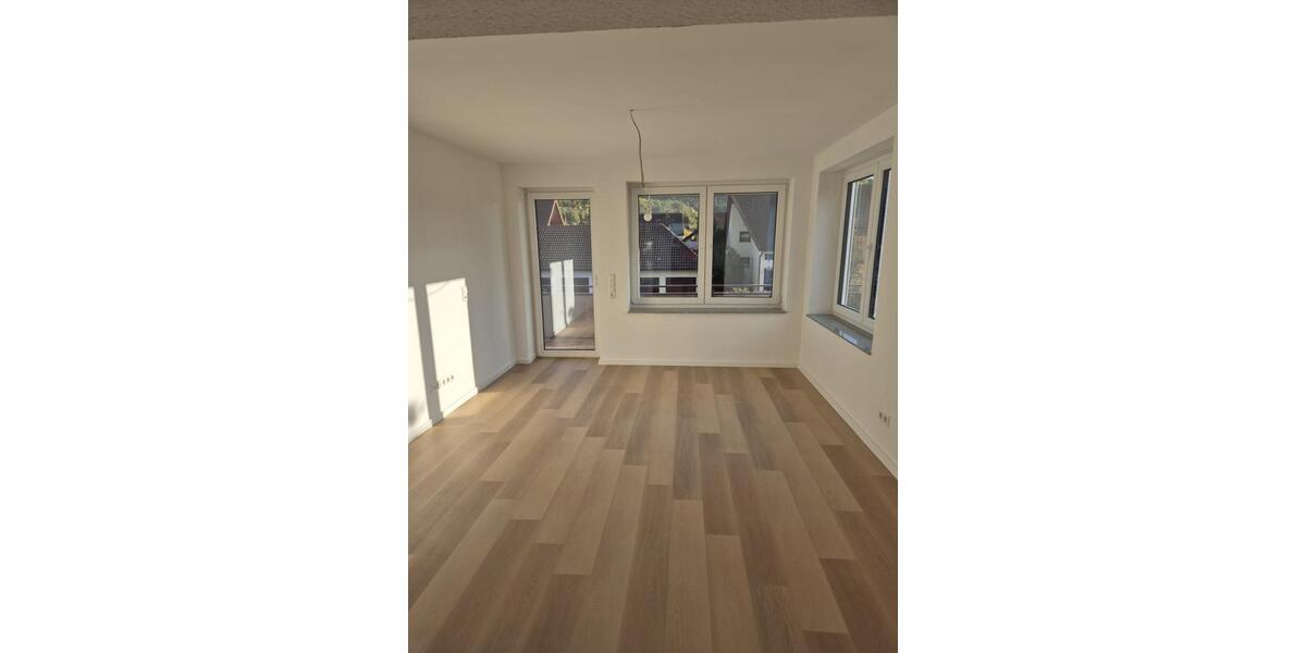 Modern sanierte 2-Zimmer-Wohnung (ca.54 m²) mit Balkon – Erstbezug nach Kernsanierung 2 zimmer