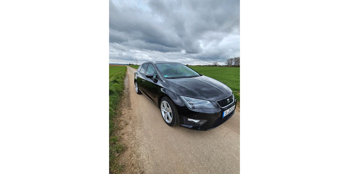 Seat Leon 146.612 km 9.800 &euro; Stuttgart 70376