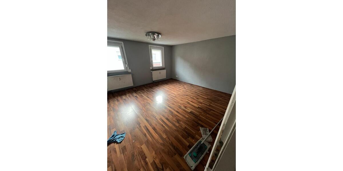 Mehrfamilienhaus, Wohnhaus Aichtal - 8 Zimmer, 160 m&sup2;, 1.800&euro; | Angebot:26377079