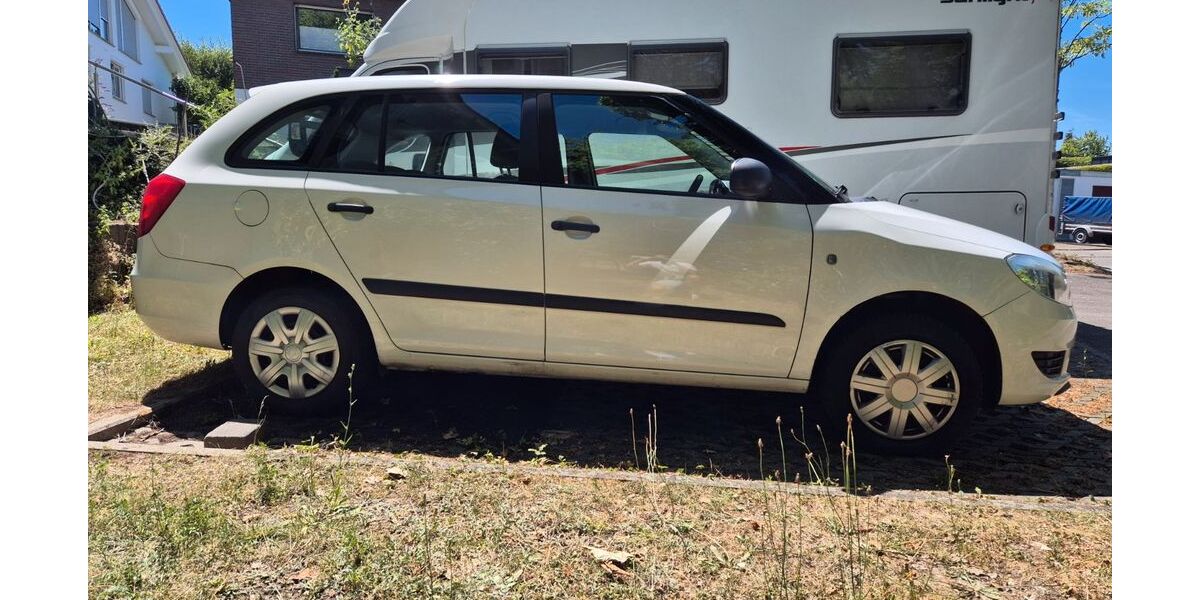Skoda Fabia 214.000 km 1.490 &euro; Böblingen 71032