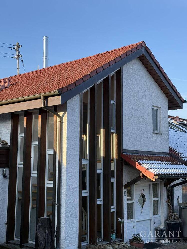 Charmantes Reiheneckhaus mit besonderem Charakter - ruhig gelegen in Weissach im TalBruch