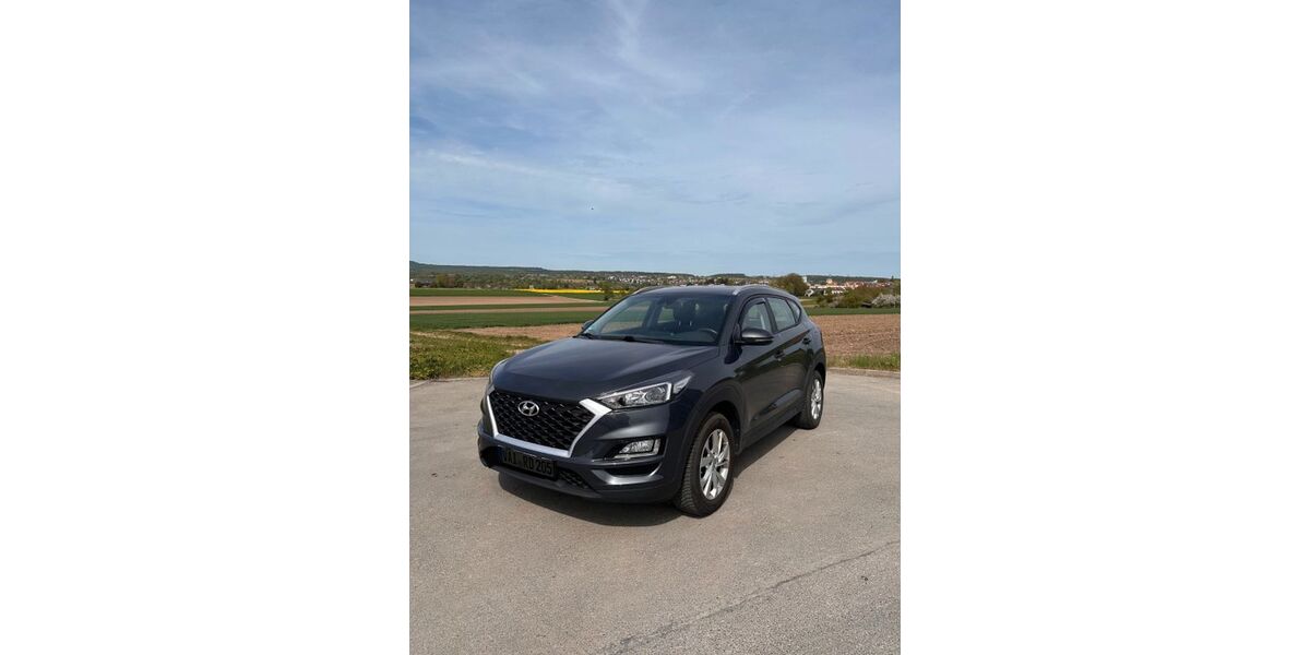 Hyundai TUCSON 55.000 km 21.990 &euro; Sachsenheim 74343
