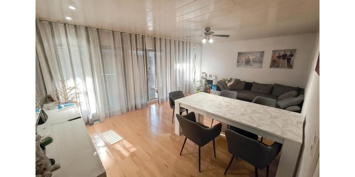 Etagenwohnung Oberboihingen - 5 Zimmer, 135 m&sup2;, 360.000&euro; | Angebot:27096387
