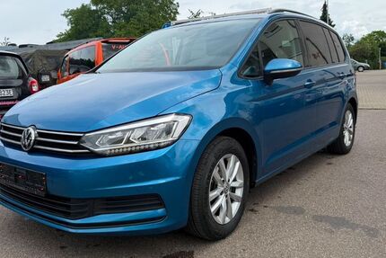 VW Touran 216.000 km 8.299 &euro; Filderstadt / bei Stuttgart 70794