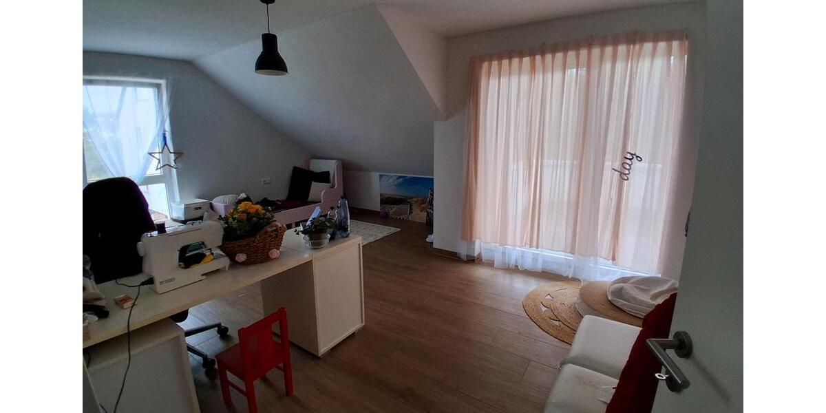 Einfamilienhaus Waiblingen - 7 Zimmer, 169 m&sup2;, 2.860&euro; | Angebot:25710221