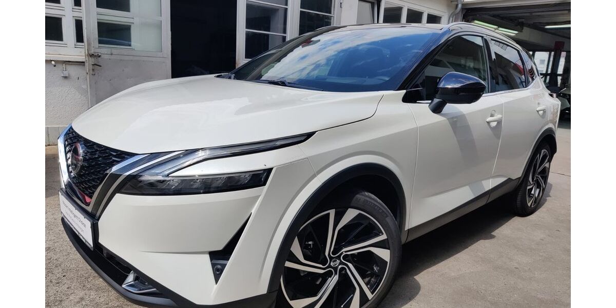Nissan Qashqai 30.300 km 25.990 &euro; Fellbach 70734