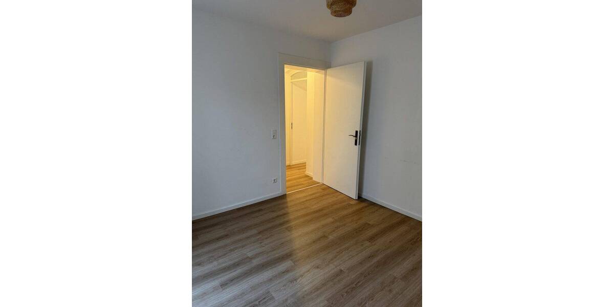 Etagenwohnung Stuttgart West - 2 Zimmer, 43 m&sup2;, 990&euro; | Angebot:26808477