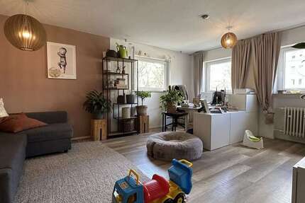 Wohnung Stuttgart Stuttgart-Ost - 3 Zimmer, 118 m&sup2;, 1.290&euro; | Angebot:26905677
