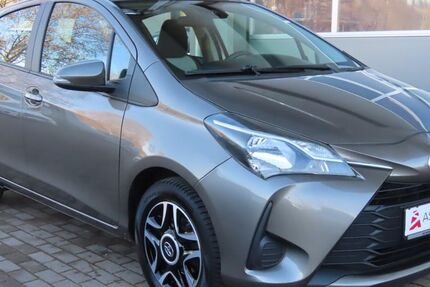Toyota Yaris 114.000 km 11.990 &euro; Stuttgart 70329