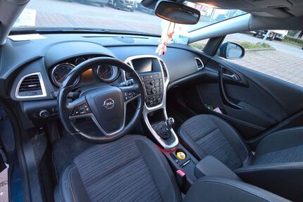 Opel Astra 143.500 km 6.250 &euro; Esslingen 73730