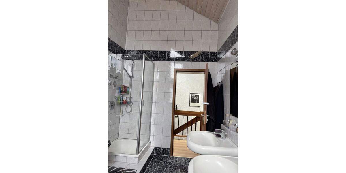 Doppelhaushälfte Böblingen Dagersheim - 7 Zimmer, 190 m&sup2;, 850.000&euro; | Angebot:25272788