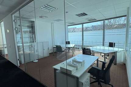 Büro in Stuttgart 3.685 € 335 m² zimmer