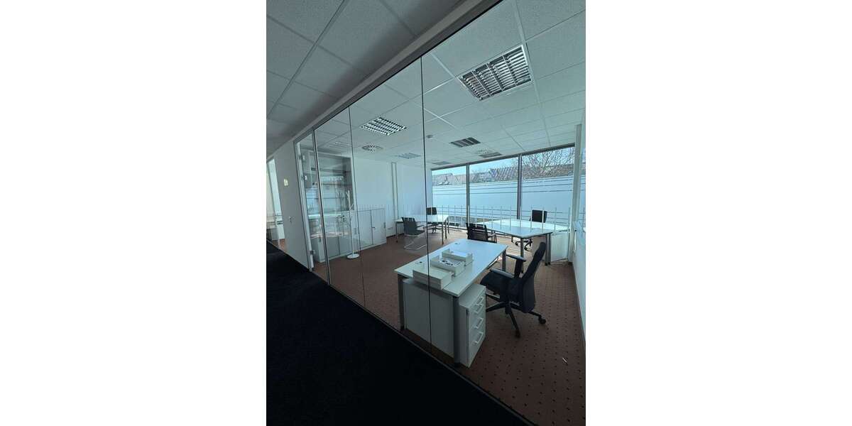 Büro in Stuttgart 3.685 € 335 m² zimmer