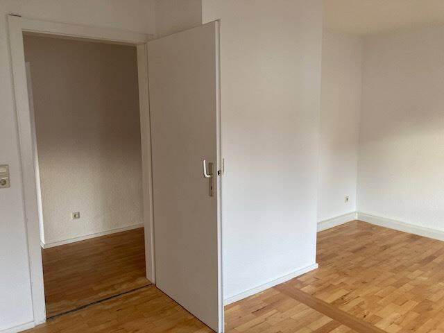 Etagenwohnung Stuttgart Weilimdorf - 3 Zimmer, 75 m&sup2;, 1.035&euro; | Angebot:26388358